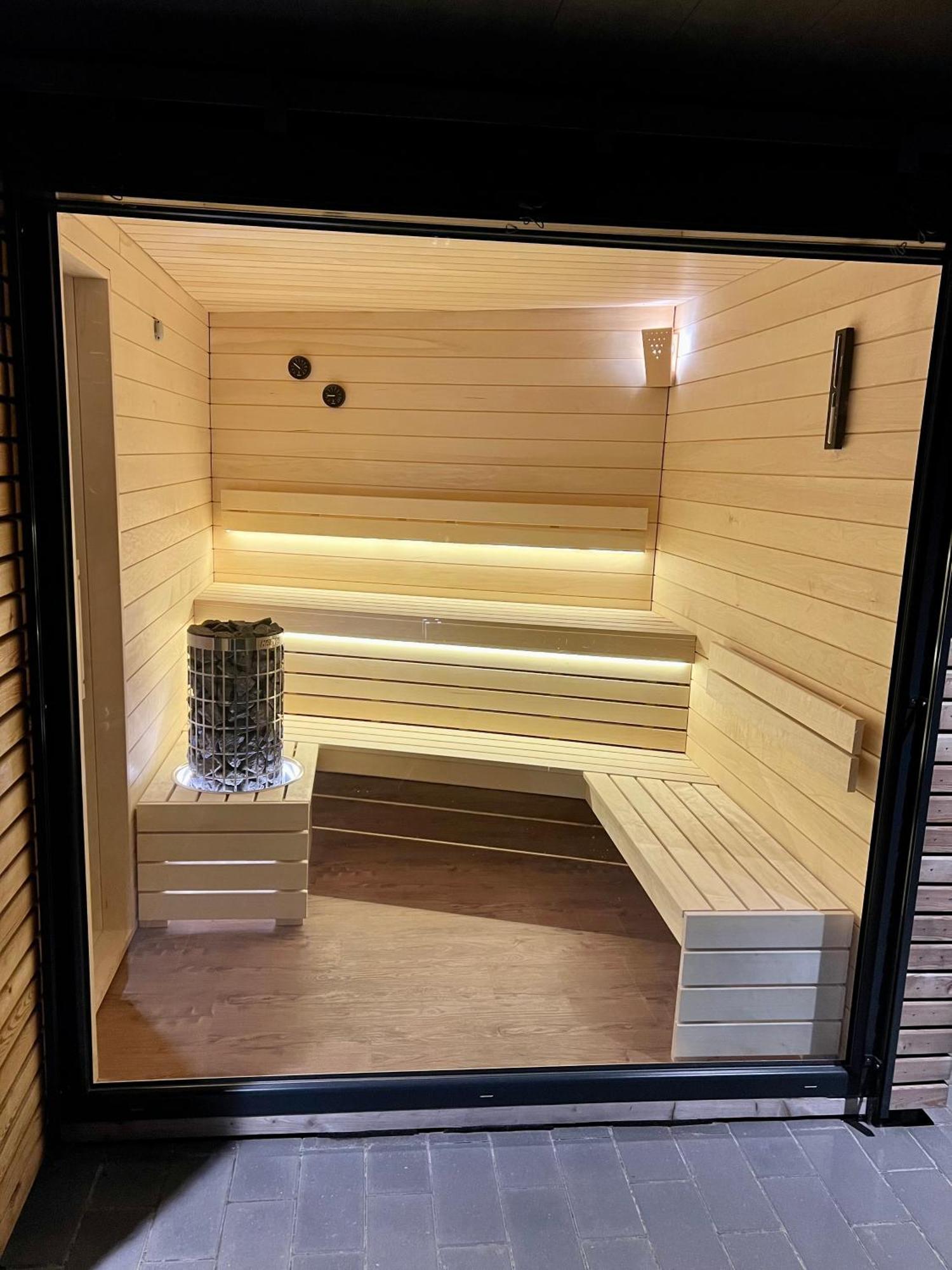 Schoenes Ferienhaus Mit Sauna Am Harkebruegger See In Der Naehe Von Oldenburg Barssel  Luaran gambar