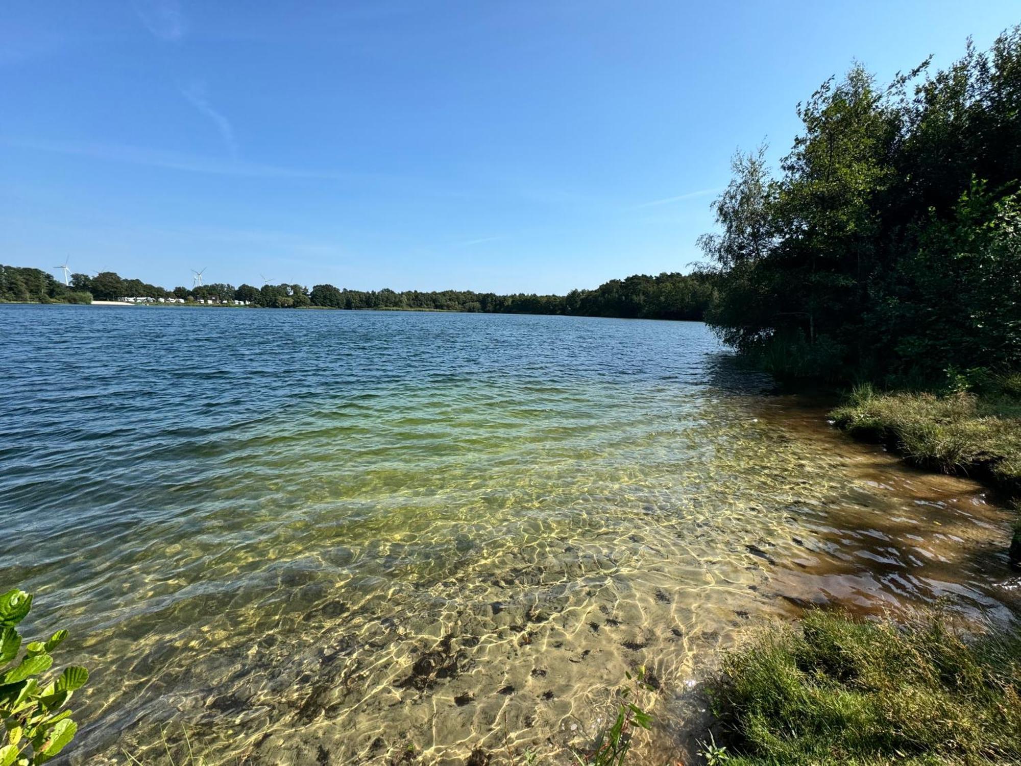 Schoenes Ferienhaus Mit Sauna Am Harkebruegger See In Der Naehe Von Oldenburg Barssel  Luaran gambar